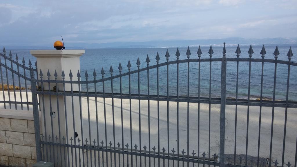 Apartments On Gorana Pavlova 24 Sutivan Εξωτερικό φωτογραφία