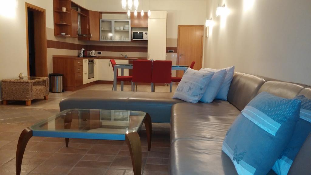 Apartments On Gorana Pavlova 24 Sutivan Εξωτερικό φωτογραφία